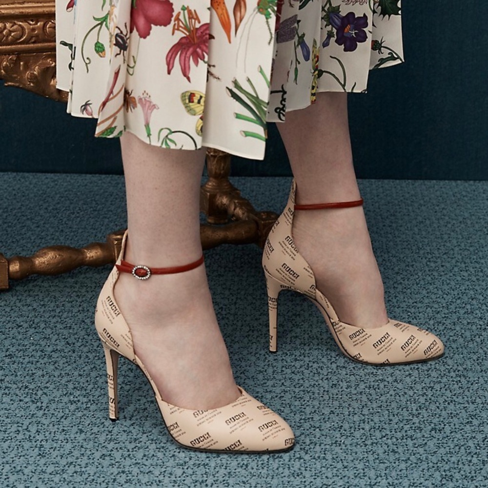 NIB Gucci 2018 Daisy Leather D’Orsay Pumps